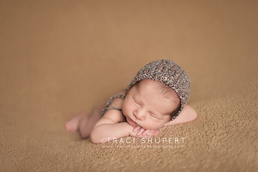 Goshen-Indiana-Newborn-Photographer-07