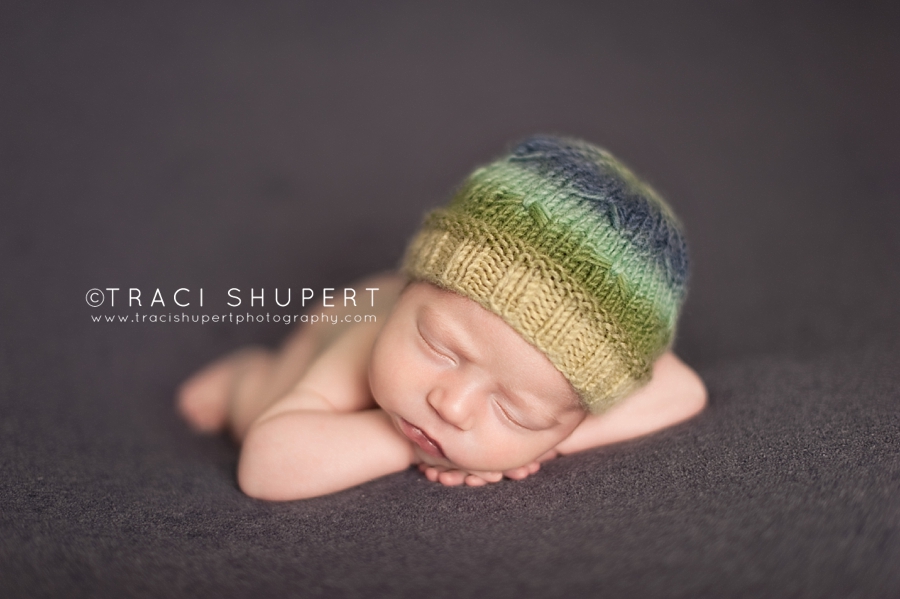 South-Bend-Indiana-Newborn-Photographer-07